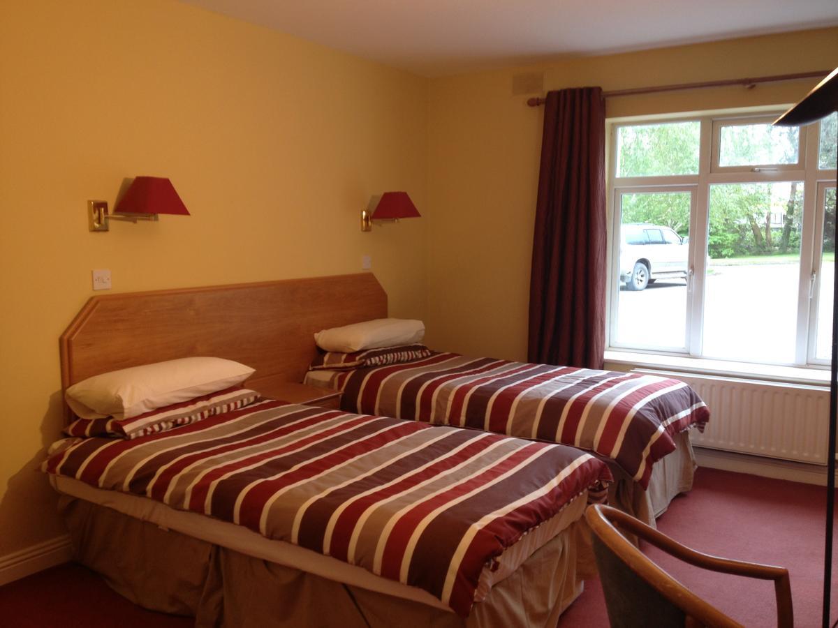 Bed and Breakfast Glenmore House Сордс Екстер'єр фото
